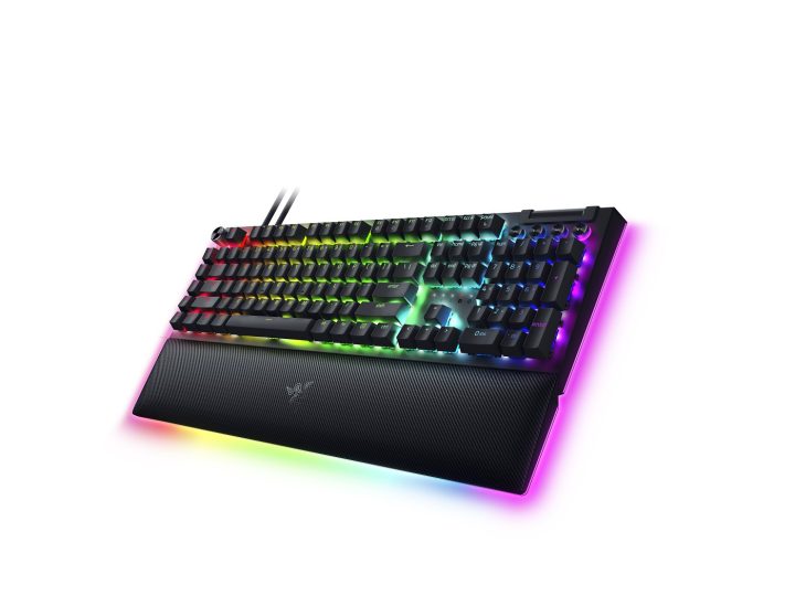 Razer Reveals the Newest Version of Its Iconic BlackWidow Keyboard-4